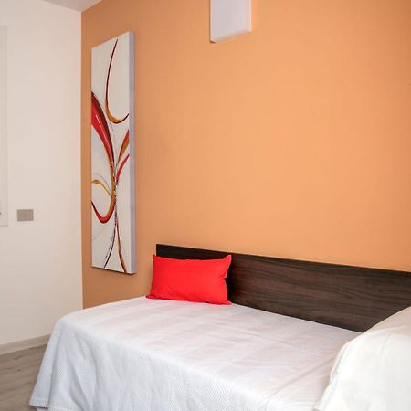 Camelot Red - Appartamenti Verona Exteriör bild