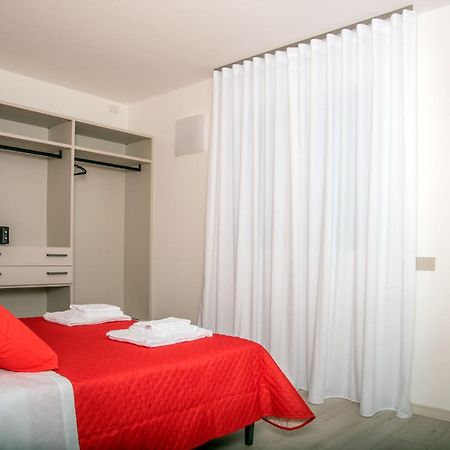 Camelot Red - Appartamenti Verona Exteriör bild