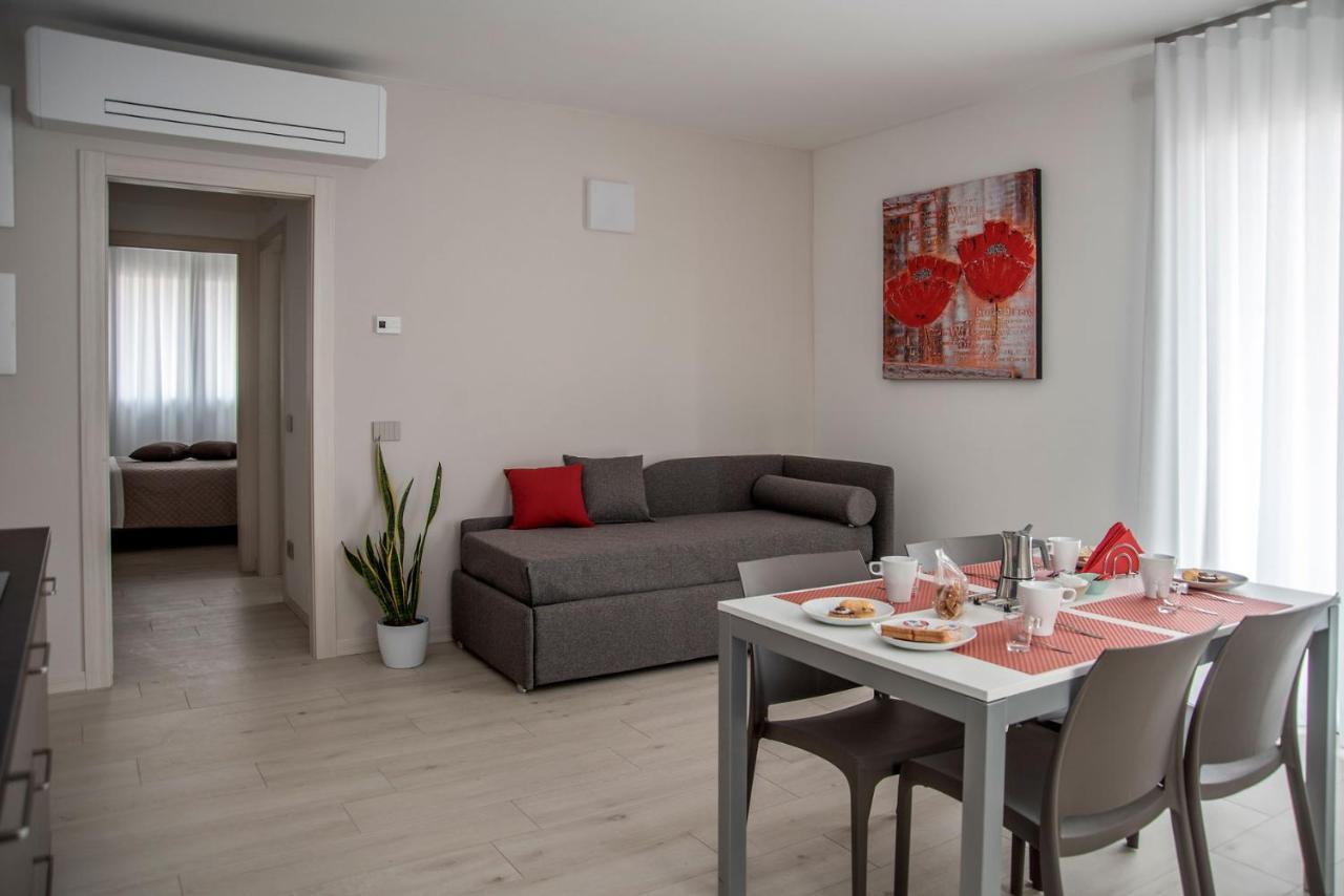 Camelot Red - Appartamenti Verona Exteriör bild