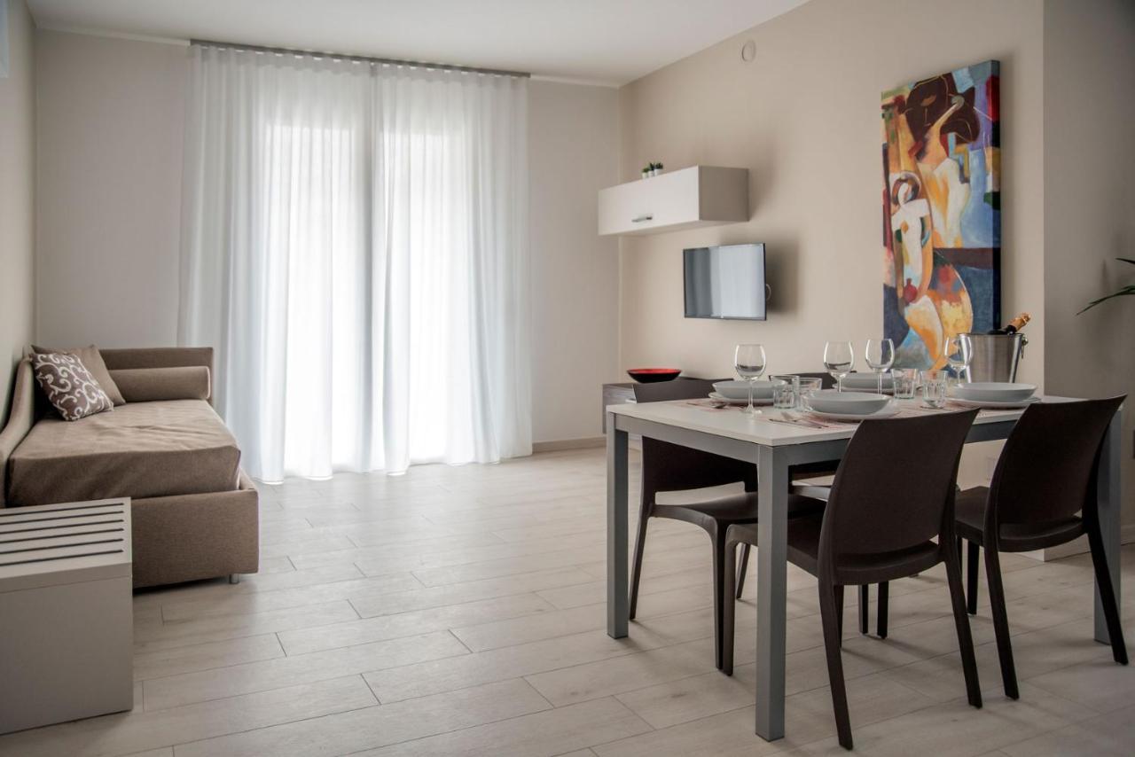 Camelot Red - Appartamenti Verona Exteriör bild