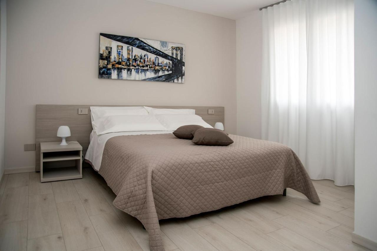 Camelot Red - Appartamenti Verona Exteriör bild
