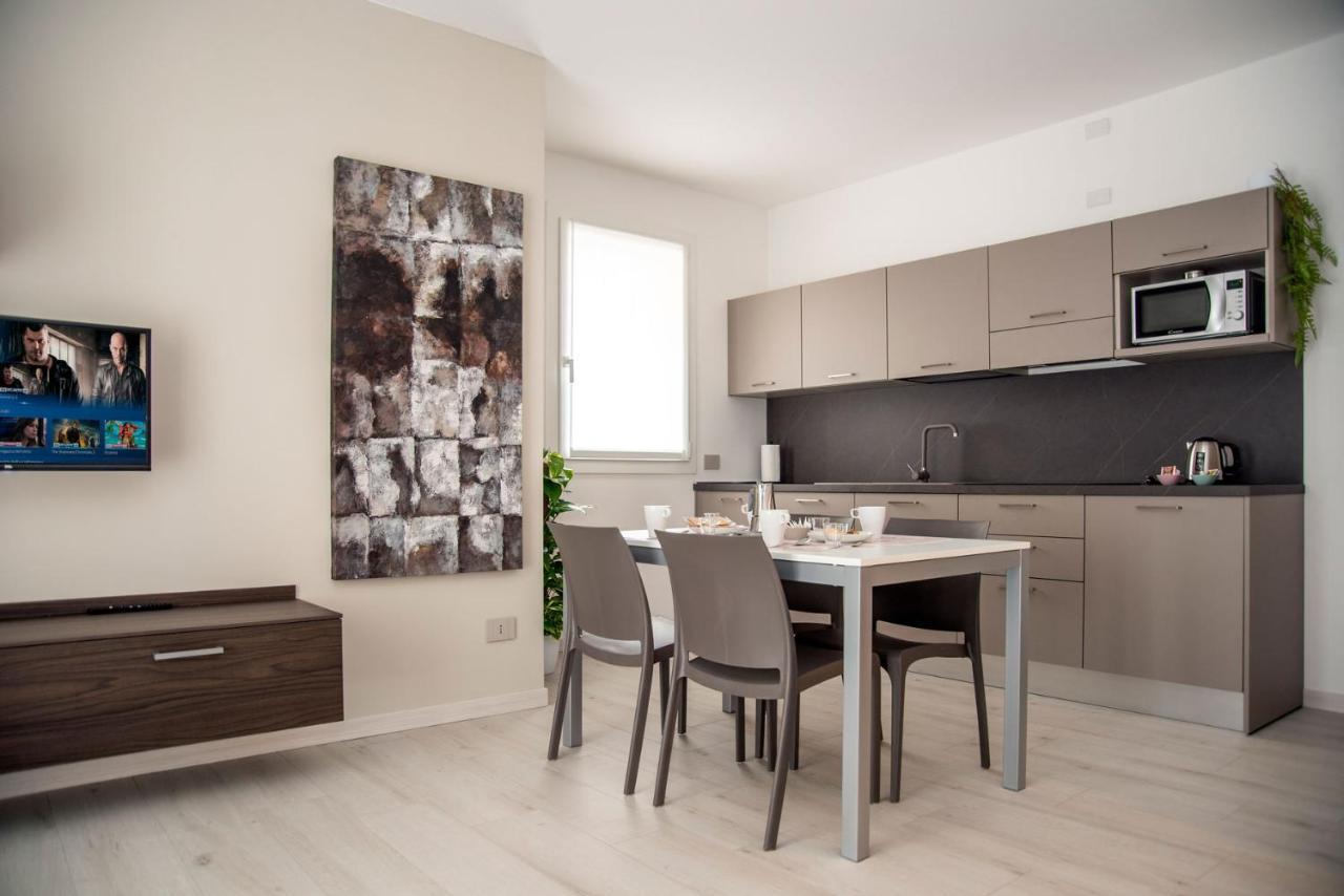 Camelot Red - Appartamenti Verona Exteriör bild