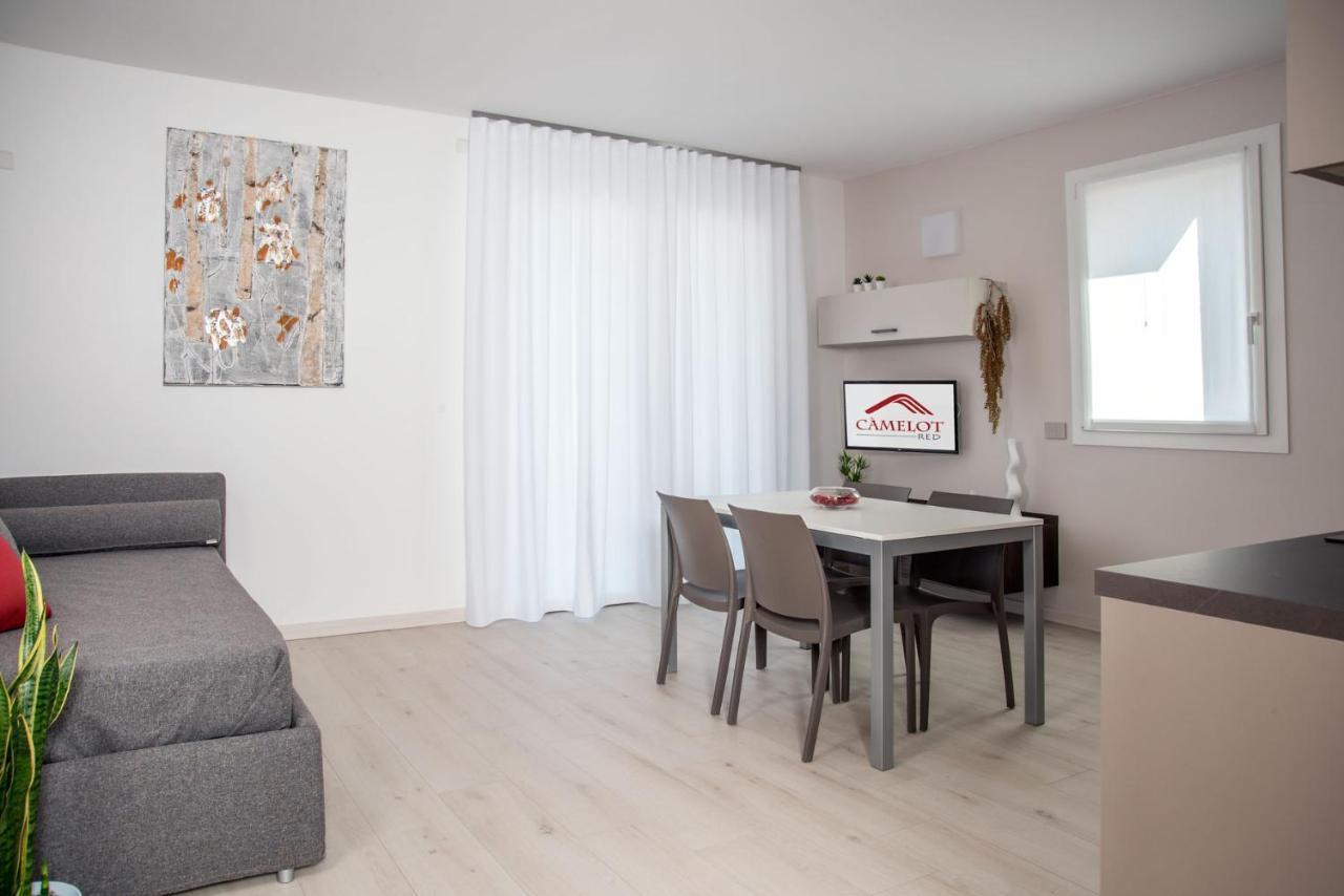 Camelot Red - Appartamenti Verona Exteriör bild
