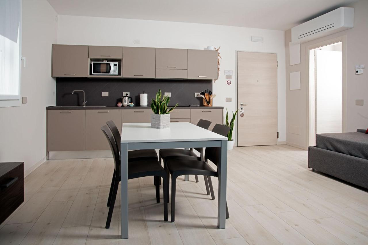 Camelot Red - Appartamenti Verona Exteriör bild